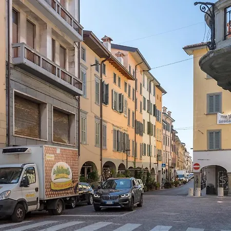 Apartment San Bernardino 8 - Immobili E Soluzioni Rent